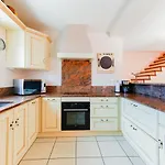 L'occitane By Interhome וילה אגדה