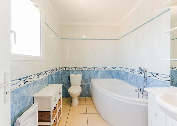 Vila L'occitane By Interhome